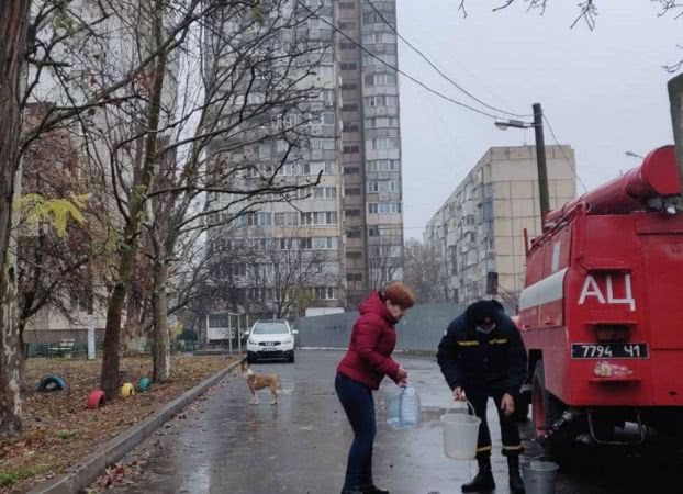 В Черноморске из-за прорыва водопровода без воды остались жители 216 многоэтажек