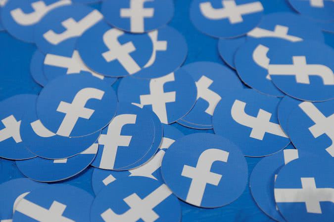 Жителя Одеської області засудили за продаж паролів користувачів Facebook