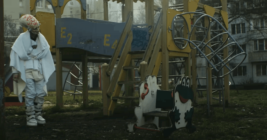 Відео дня. Панельки, ЖЕК-арт, гопники. Ще один депресивний кліп, знятий у спальному районі в Україні