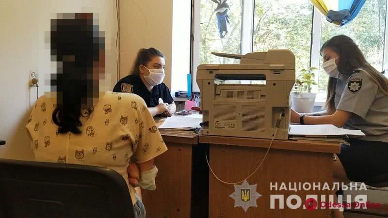 Избивал 5-летнего пасынка: в Одессе сообщили о подозрении уроженцу Луганской области