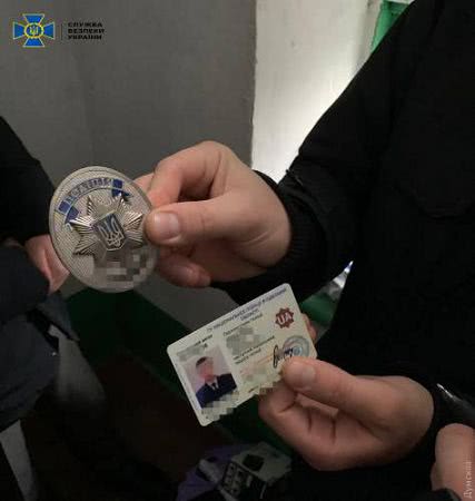 В Одесской области полицейский требовал взятку за закрытие уголовного дела