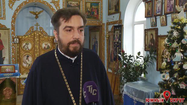Отец Михаил, настоятель Храма иконы Божией Матери Феодоровской в Кошарах.