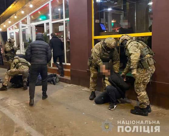 В Киеве и Одессе полицейские задержали международную банду