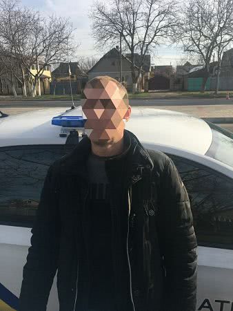 Оружие в кармане: в Измаиле пьяный пассажир маршрутки угрожал пистолетом