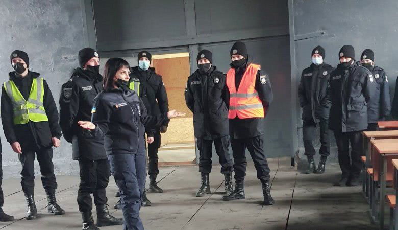 Психологи Главного управления спасателей в Одесской области провели бинарное занятие для подразделений криминальной полиции