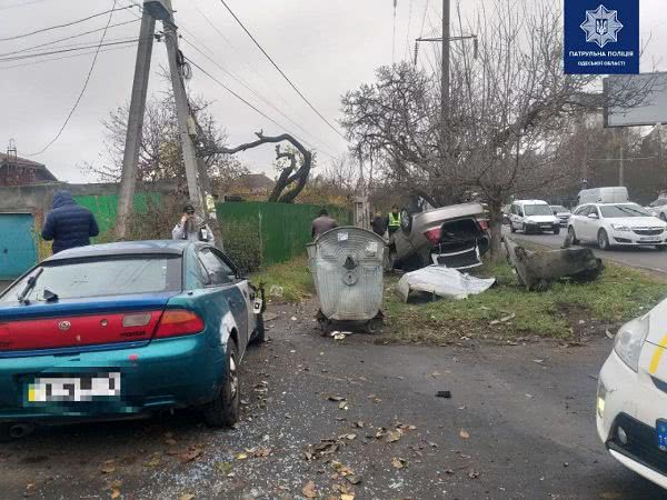 Две женщины пострадали в ДТП на Таирова (фото)