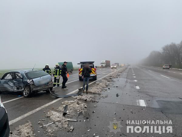 Смертельное ДТП под Одессой: автомобиль Opel врезался в Toyota, погибли два человека