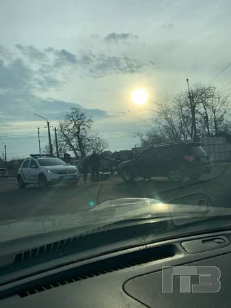 Под Александровским мостом произошло ДТП