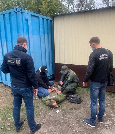 На Одещині судитимуть прикордонника, якого затримали на хабарі