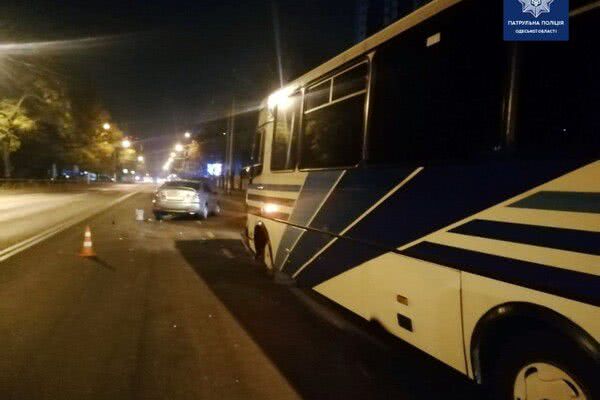 ДТП в Одессе: водителя вырезали из автомобиля