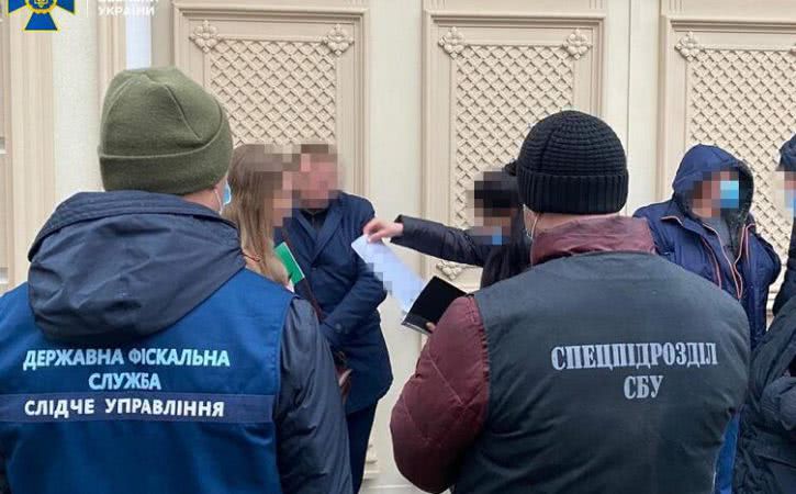 Раскрыта коррупционная схема с участием экс-руководства ОГА: в СБУ прокомментировали вчерашние обыски