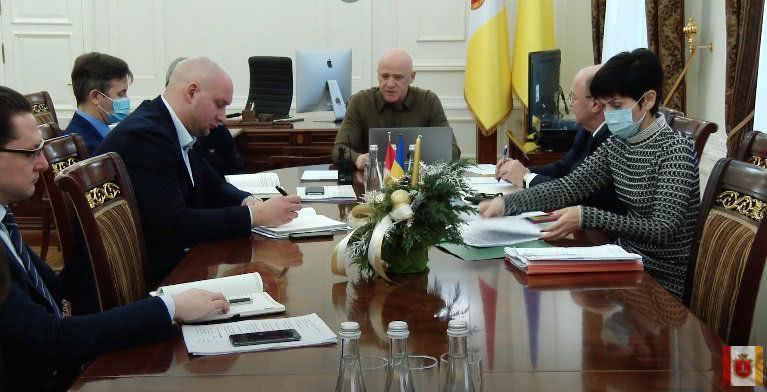 Геннадий Труханов: «Областные пассажирские маршруты не должны пролегать через центральную часть города»