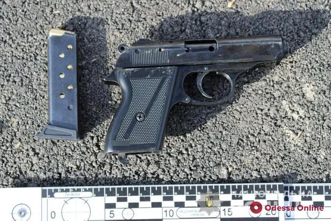В Измаиле поместили под домашний арест хулигана, который угрожал пистолетом пассажиру автобуса
