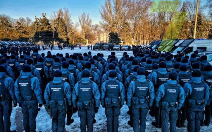 Наряды полиции и Нацгвардии собрались на Куликовом поле (фото, видео)