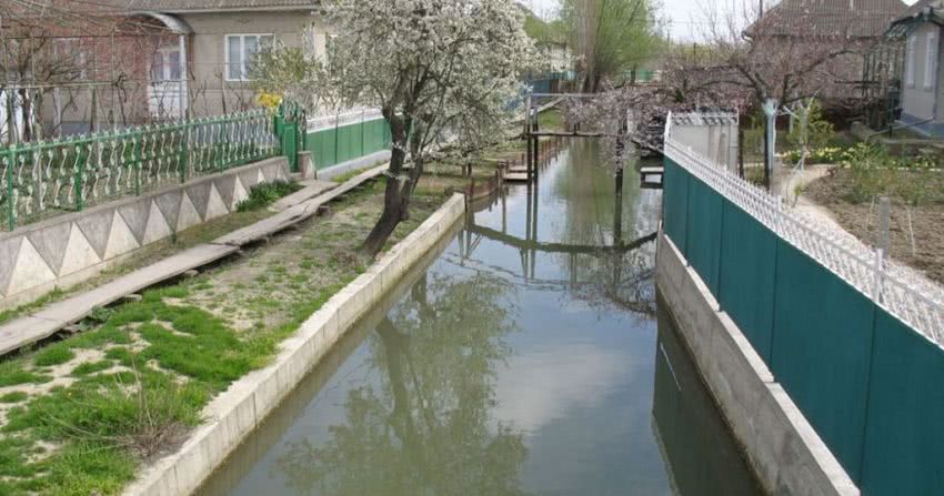 Жестокое убийство в Вилково — молодой женщине перерезали горло и выбросили ее связанное тело в ерик
