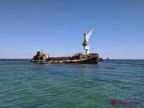 Кабмин подал в суд на владельца танкера «Делфи»