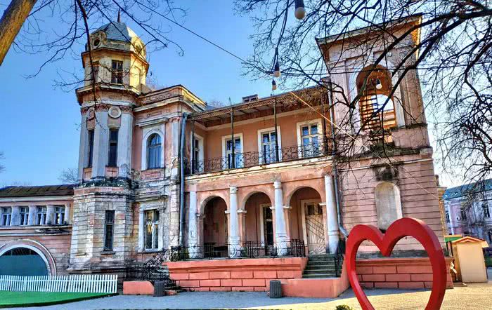 Смена руководства в горсовете: у исторических зданий Одессы появился новый шанс?