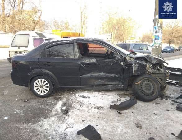 В Одесі на Слободці у ДТП зіткнулися два автомобілі