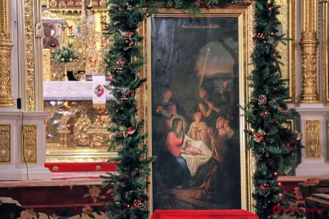 В Одессе православные христиане празднуют Рождество (фоторепортаж)