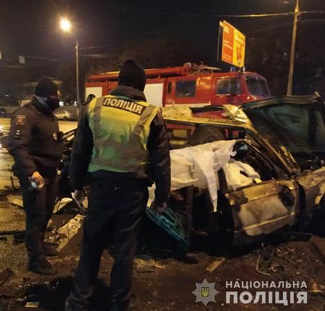 В Одессе столкнулись пять автомобилей: есть погибшие и пострадавшие