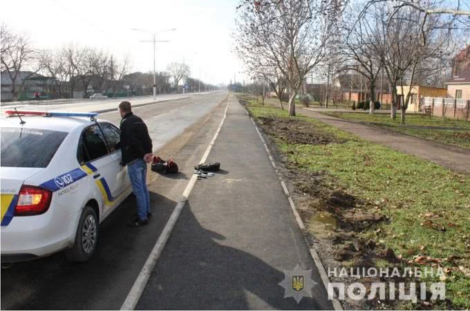 На юге Одесской области пьяный пассажир маршрутки угрожал обидчику пистолетом (фото)