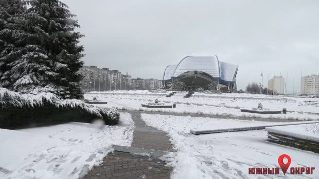 В Южном снег расчистили, а Сычавке нужна помощь (фото)