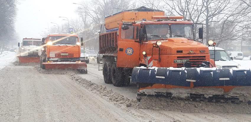 Движение по дорогам Одесской области ограничивают из-за снегопада
