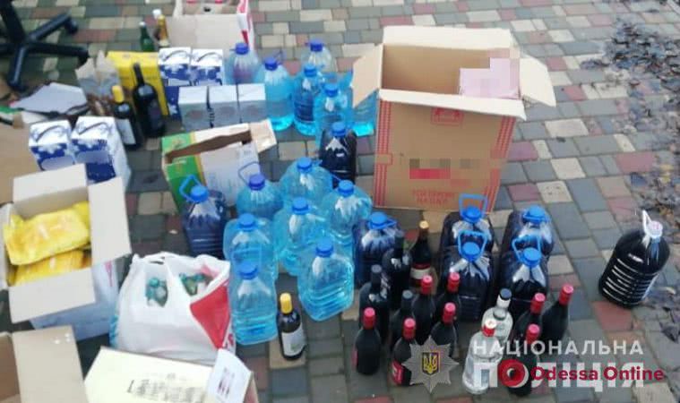 В Одесской области полицейские изъяли две тонны контрафактного алкоголя