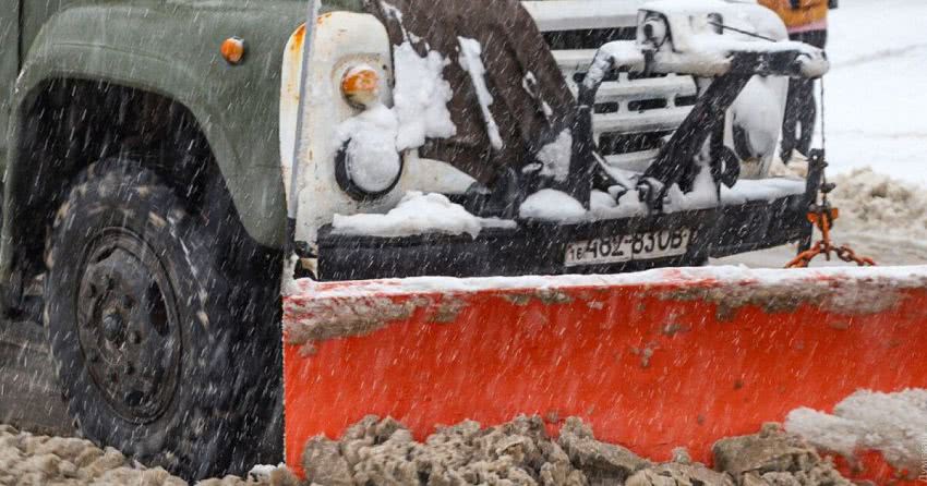 Снегопад в Украине: на дороге Киев-Одесса образовалась 30-километровая пробка