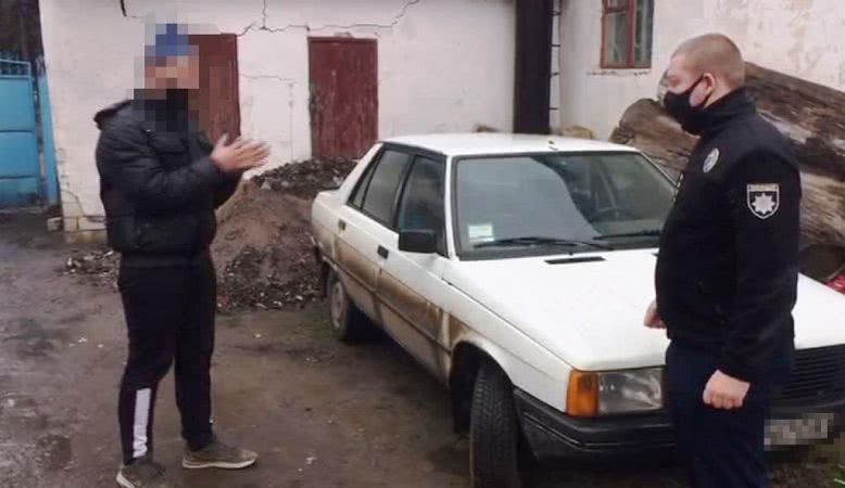 Душил и угнал авто: в Саврани пассажир напал на таксиста (фото, видео)