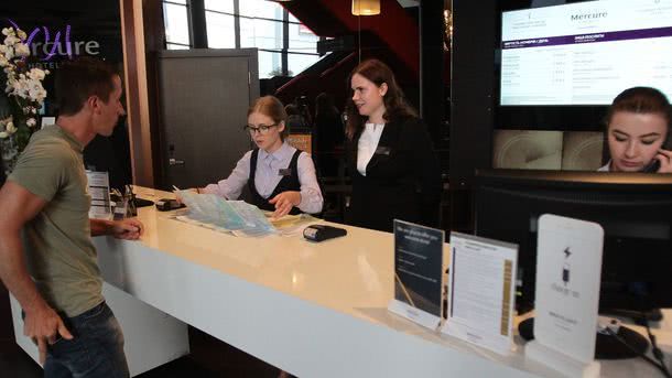 75% украинских отельеров прибегли к сокращению персонала
