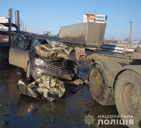 Поліцейські встановлюють обставини ДТП біля Бурлачої Балки
