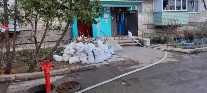 В Черноморске в жилом доме вспыхнул пожар