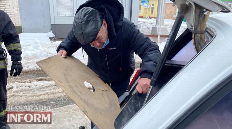 В Измаиле прохожие предотвратили возгорание автомобиля, пока его владелец делал покупки на рынке