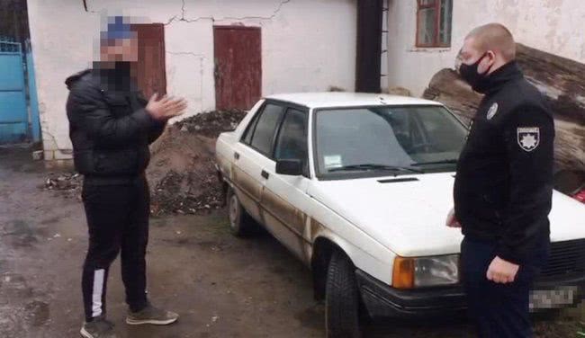 Пьяный пассажир чуть не задушил таксиста в Одесской области, отнял машину и уехал на ней на Киевщину 02