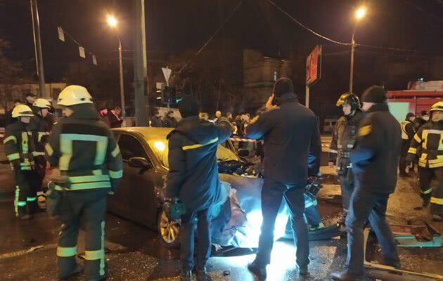 В Одессе произошло масштабное ДТП: есть погибший и травмированные