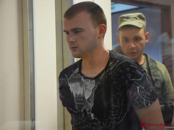 Обвиняемый в убийстве 11-летней Дарьи Лукьяненко пытался покончить с собой в суде
