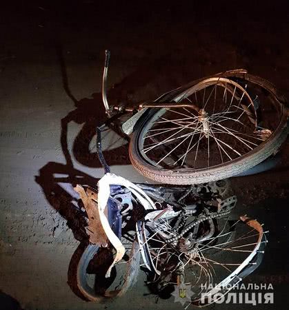 Водитель сбил велосипедиста и пытался сбежать с его телом, но попал в ДТП