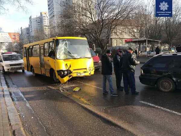В Одессе две маршрутки попали в ДТП