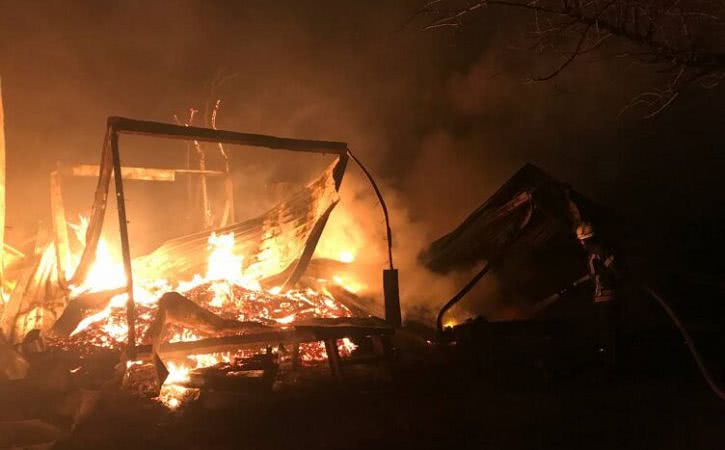 В Одесской области пожарным пришлось добираться к месту происшествия пешком (фото)