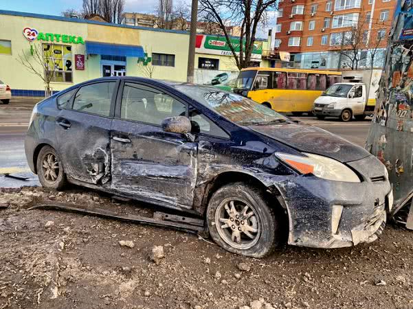 Пьяный водитель, сбивший детей на пешеходном переходе, отказался им помогать