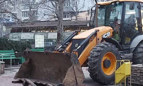 В Черноморске ведутся ремонтные работы водопровода