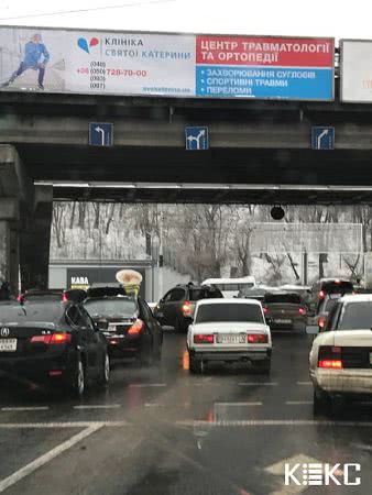 Возле Пересыпского моста пробки из-за ДТП (фото)