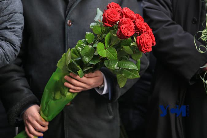 Одесская мэрия готова потратить почти 62 тысячи на цветы