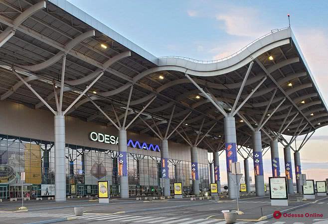 В Одесском аэропорту без разрешения использовали оборудование с ионизирующим излучением