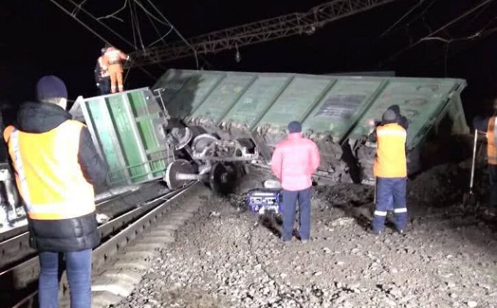 В Одессе возможны задержки поездов из-за аварии в Днепропетровской области (фото)