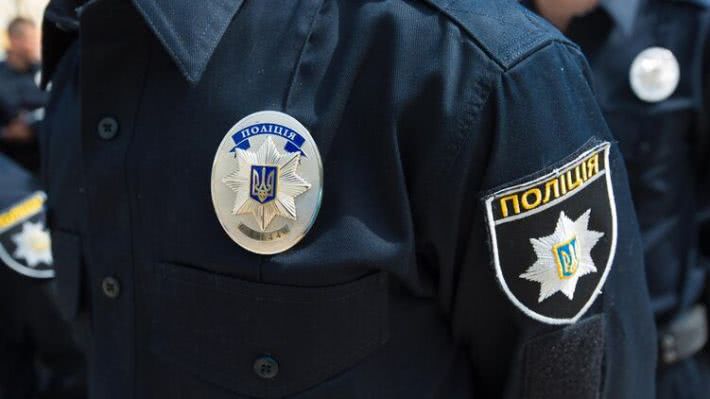 В Одессе пьяный водитель не остановился на «красный» и сбил двух детей на переходе