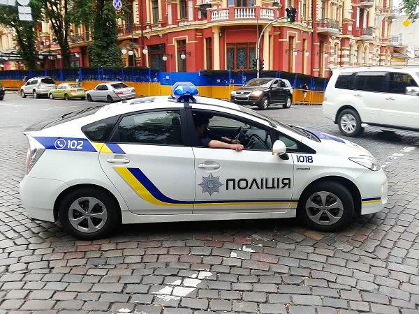 Одесского полицейского заметили с родственниками «вора в законе»
