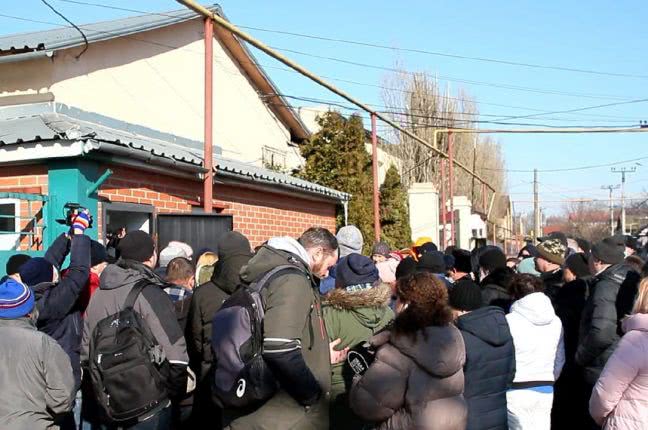 Жители Фонтанки и Крыжановки вышли на митинг