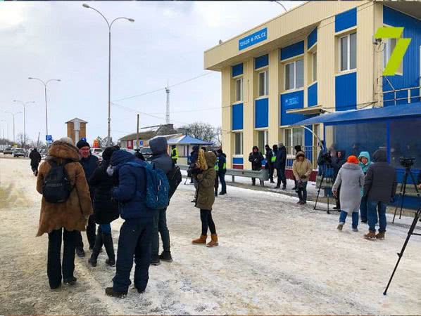 Моряки перекрыли трассу Одесса-Киев в рамках протестной акции